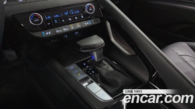 Hyundai AVANTE 2023 — photo 12