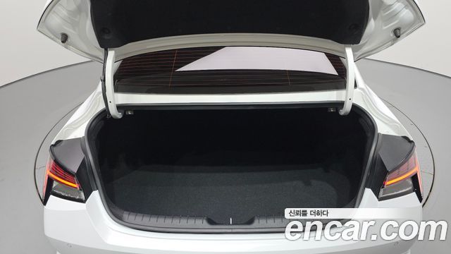 Hyundai AVANTE 2023 — photo 26