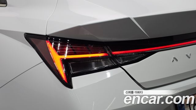 Hyundai AVANTE 2023 — photo 9