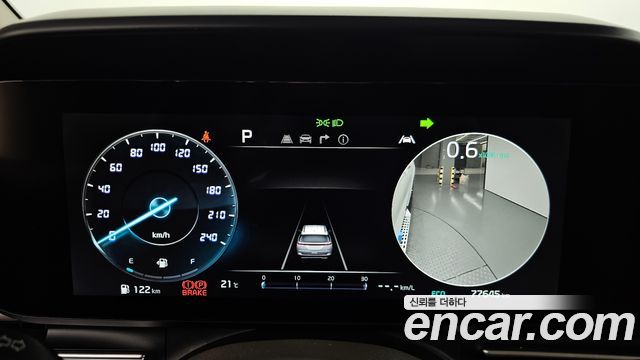 Kia Canival 2023 — photo 11