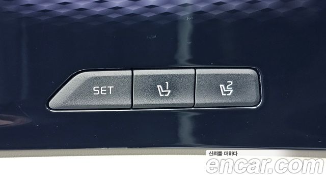Kia Canival 2023 — photo 21