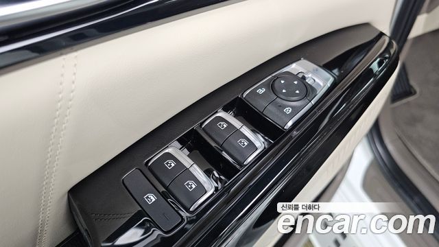 Kia Canival 2023 — photo 22