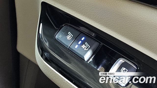Kia Canival 2023 — photo 34