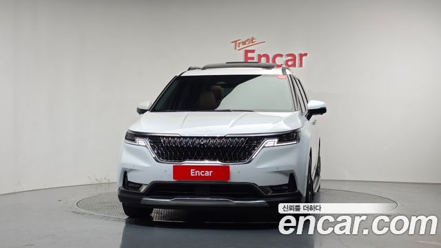 Kia Canival 2023 — photo 3