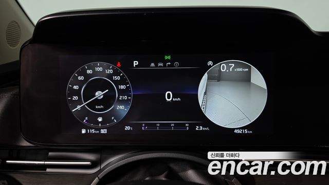Kia Canival 2023 — photo 11