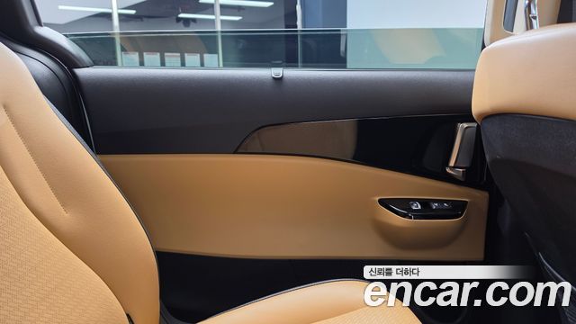 Kia Canival 2023 — photo 15