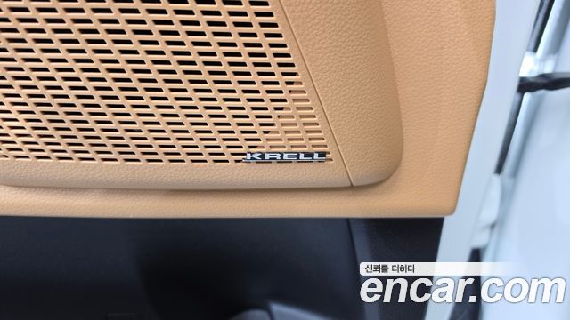 Kia Canival 2023 — photo 38