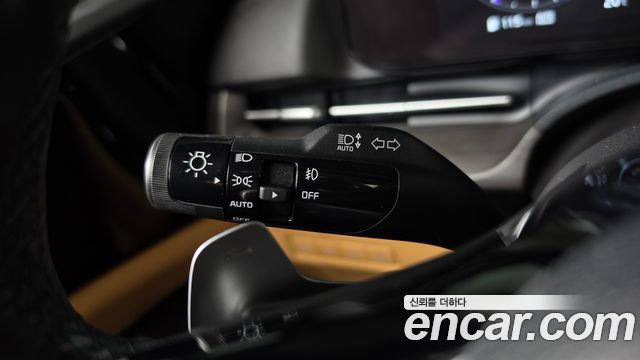 Kia Canival 2023 — photo 39