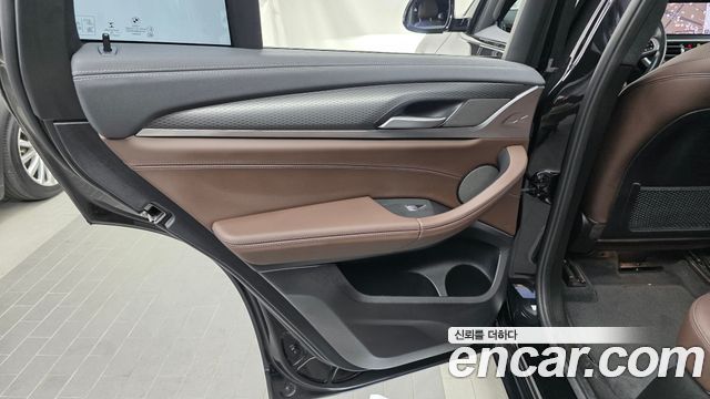 BMW X4 2022 — photo 15