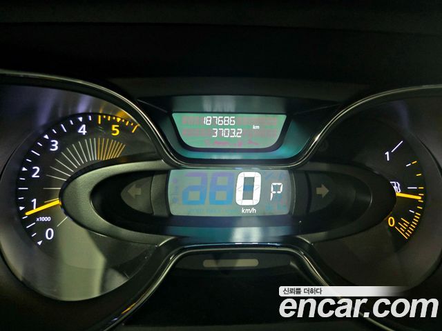 Renault Korea QM3 2014 — photo 8