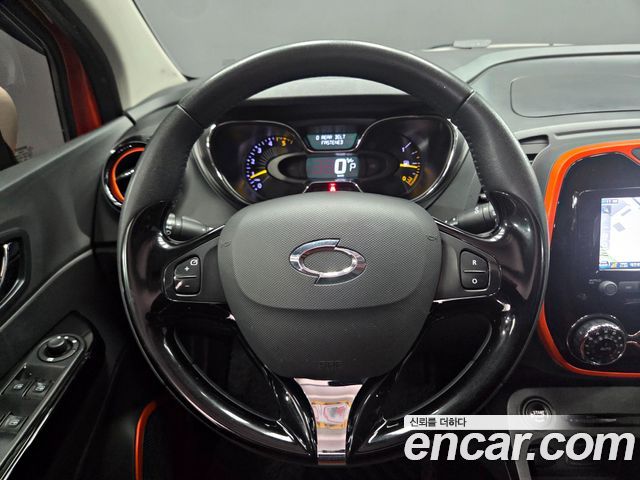 Renault Korea QM3 2014 — photo 19