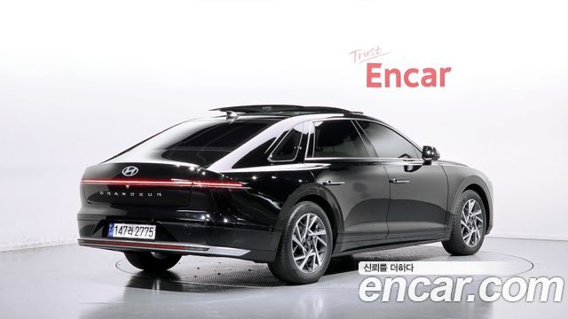 Hyundai Grandeur 2023 — photo 2