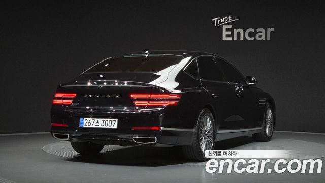 Genesis G80 2022 — photo 2