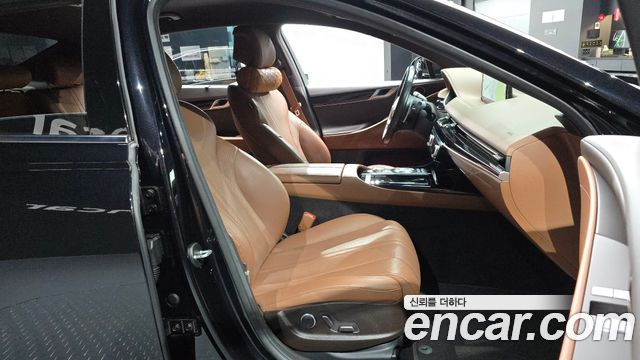 Genesis G80 2022 — photo 18