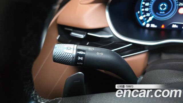 Genesis G80 2022 — photo 29