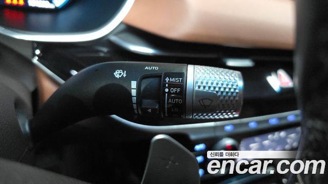 Genesis G80 2022 — photo 30