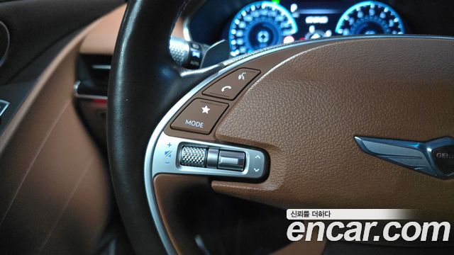 Genesis G80 2022 — photo 31