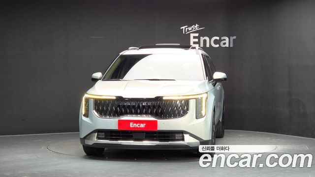 Kia Canival 2025 — photo 3