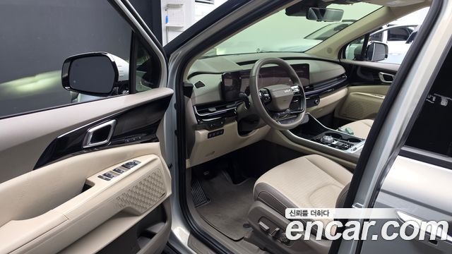 Kia Canival 2025 — photo 13