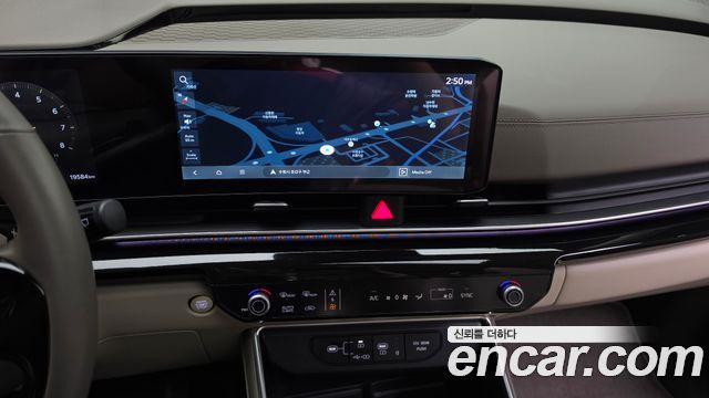 Kia Canival 2025 — photo 19