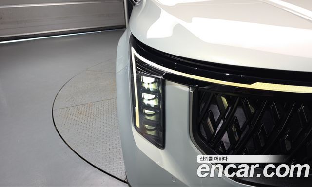 Kia Canival 2025 — photo 8