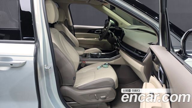 Kia Canival 2025 — photo 16