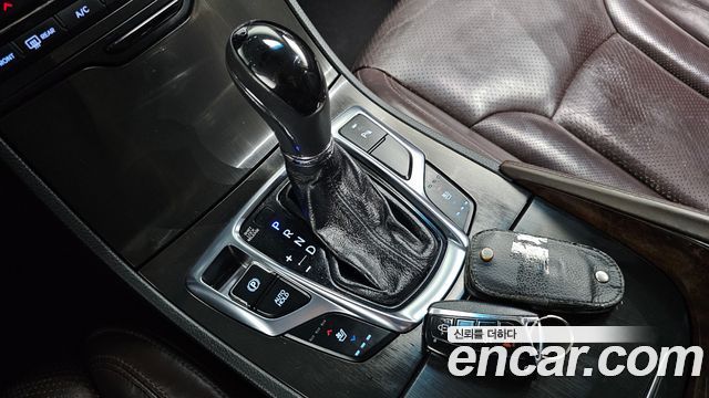 Hyundai Grandeur 2016 — photo 9