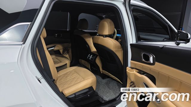 Kia Sorento 2023 — photo 18