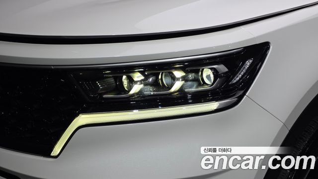 Kia Sorento 2023 — photo 8