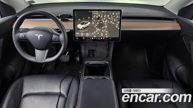 Tesla Model Y 2022 — photo 10