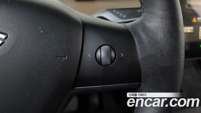 Tesla Model Y 2022 — photo 22