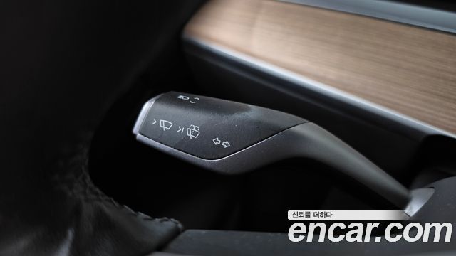 Tesla Model Y 2022 — photo 27