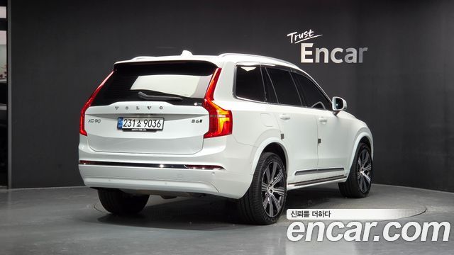 Volvo XC90 2024 — photo 2