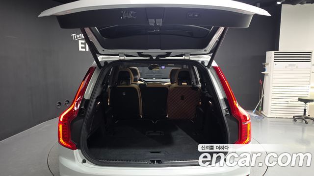 Volvo XC90 2024 — photo 26