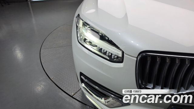 Volvo XC90 2024 — photo 8