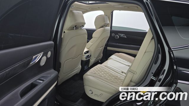 Genesis GV80 2023 — photo 18