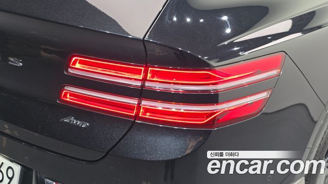 Genesis GV80 2023 — photo 9