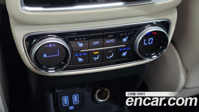 Genesis GV80 2023 — photo 36