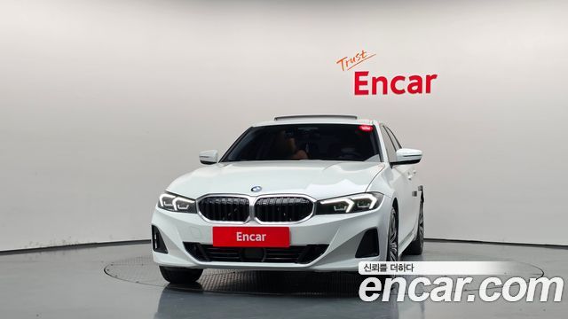 BMW 3-Series 2025 — photo 3