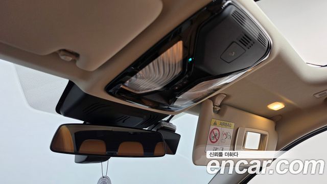 BMW 3-Series 2025 — photo 24