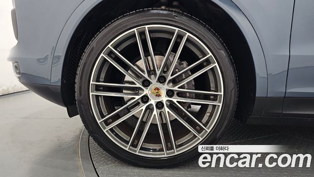 Porsche Cayenne 2019 — photo 5