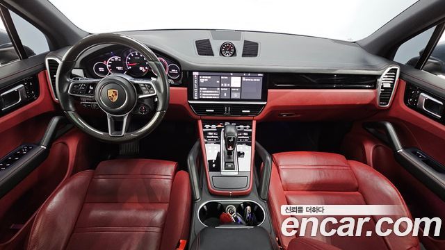 Porsche Cayenne 2019 — photo 10