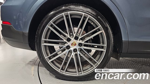 Porsche Cayenne 2019 — photo 7