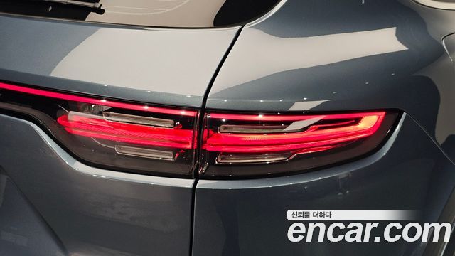 Porsche Cayenne 2019 — photo 9