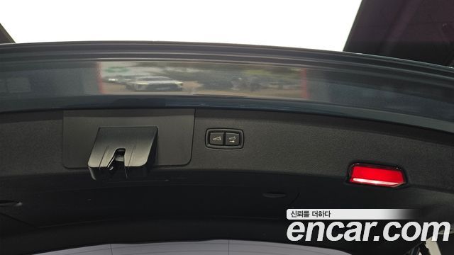 Porsche Cayenne 2019 — photo 27