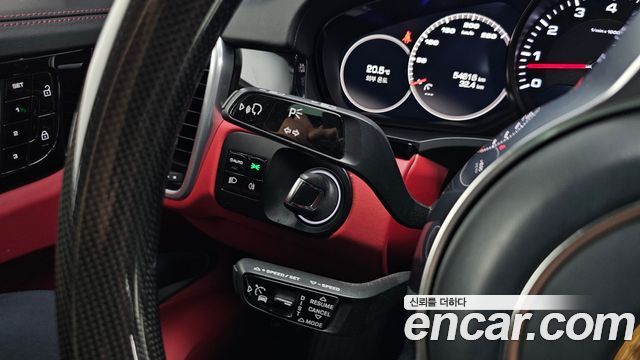 Porsche Cayenne 2019 — photo 33