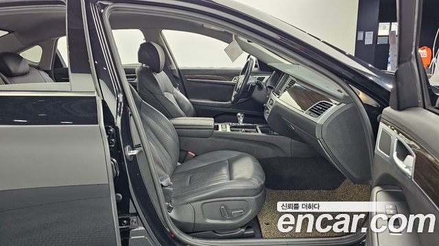 Genesis G80 2017 — photo 18