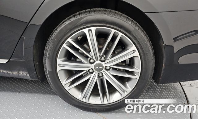 Genesis G80 2017 — photo 7