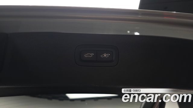 Volvo XC90 2023 — photo 26