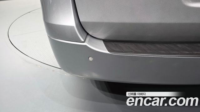 Hyundai Starex 2017 — photo 25